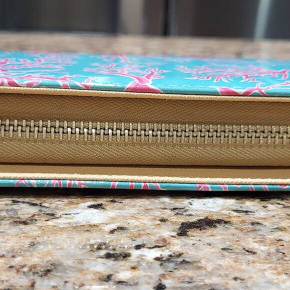 Simply Southern Blue and Pink Coral Clutch / Wallet Zippered EUC - Picture 7 of 16